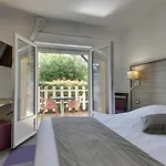 Hotel Contact O'nice Saintes