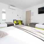 Hotel Contact O'nice 2*