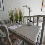 Hotel Contact O'nice 2*