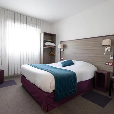 Contact O'nice Hotel 3*