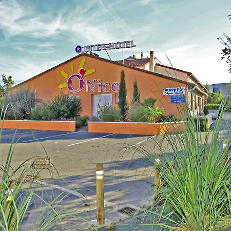 Contact O'nice 2* Saintes