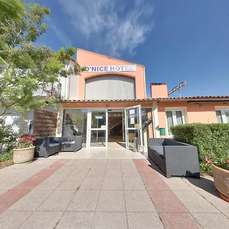 Contact O'nice 2* Saintes