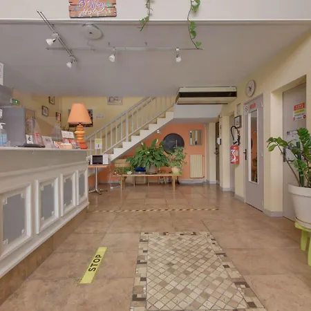 Contact O'nice Hotel