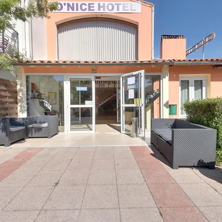 Contact O'nice 2* Saintes