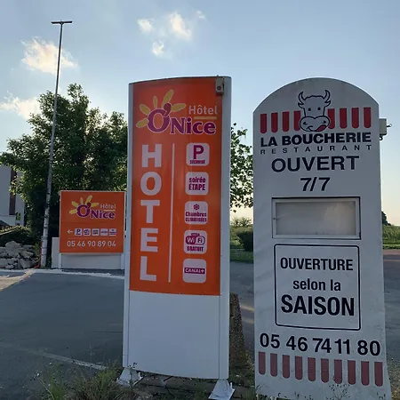 Contact O'nice Hotel 2*