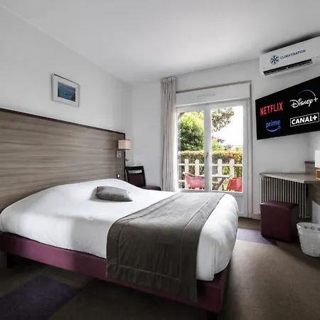 Contact O'nice Hotel 2*
