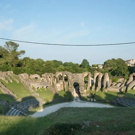 Hotel Contact O'nice 2*