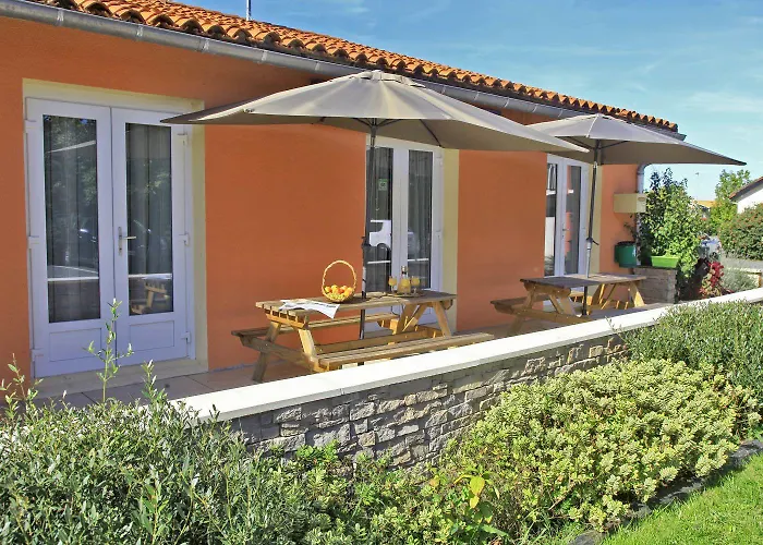 Hotel Contact O'nice Saintes